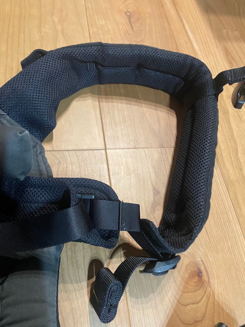 サンアンドビーチ sun＆beach 抱っこ紐 メッシュ　ブラック　OM-1