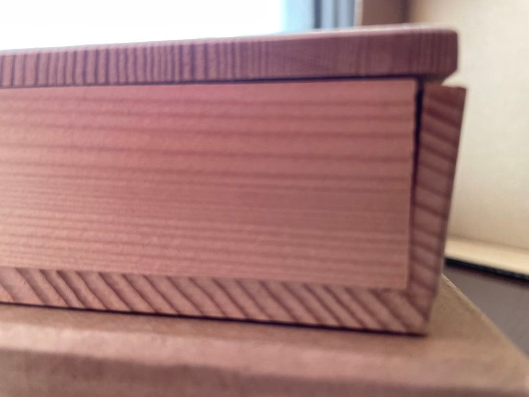 一斉作 木製　団扇　共箱付き　茶掛け