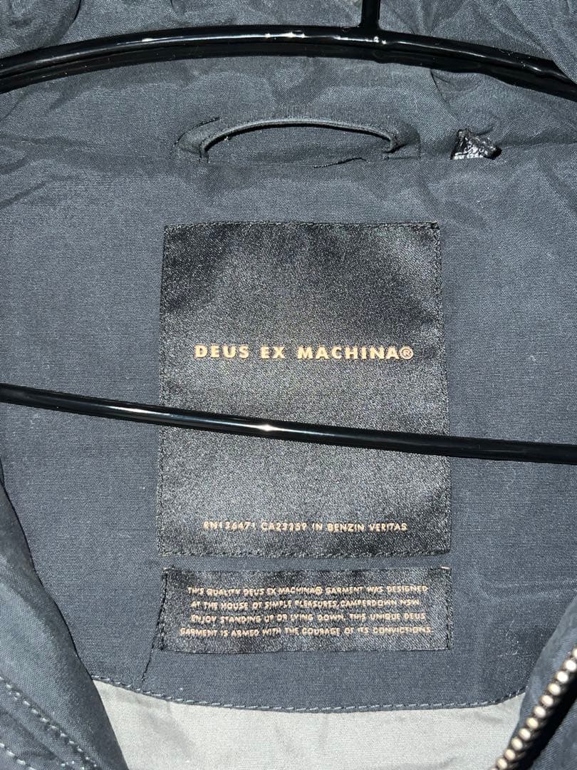 DEUS EX MACHINA ダウンベスト ダークグレー