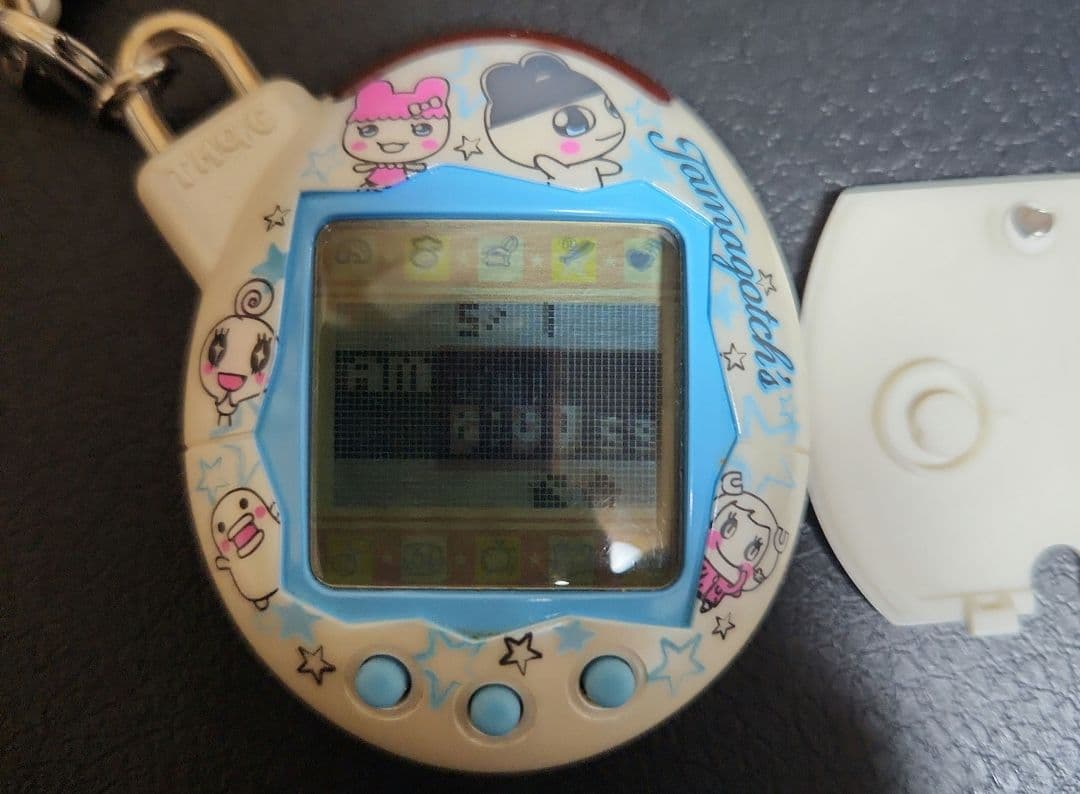 いぇー! ふぁみりーイロイロ! たまごっち プラス　ふぁみたまユニクロ Ver