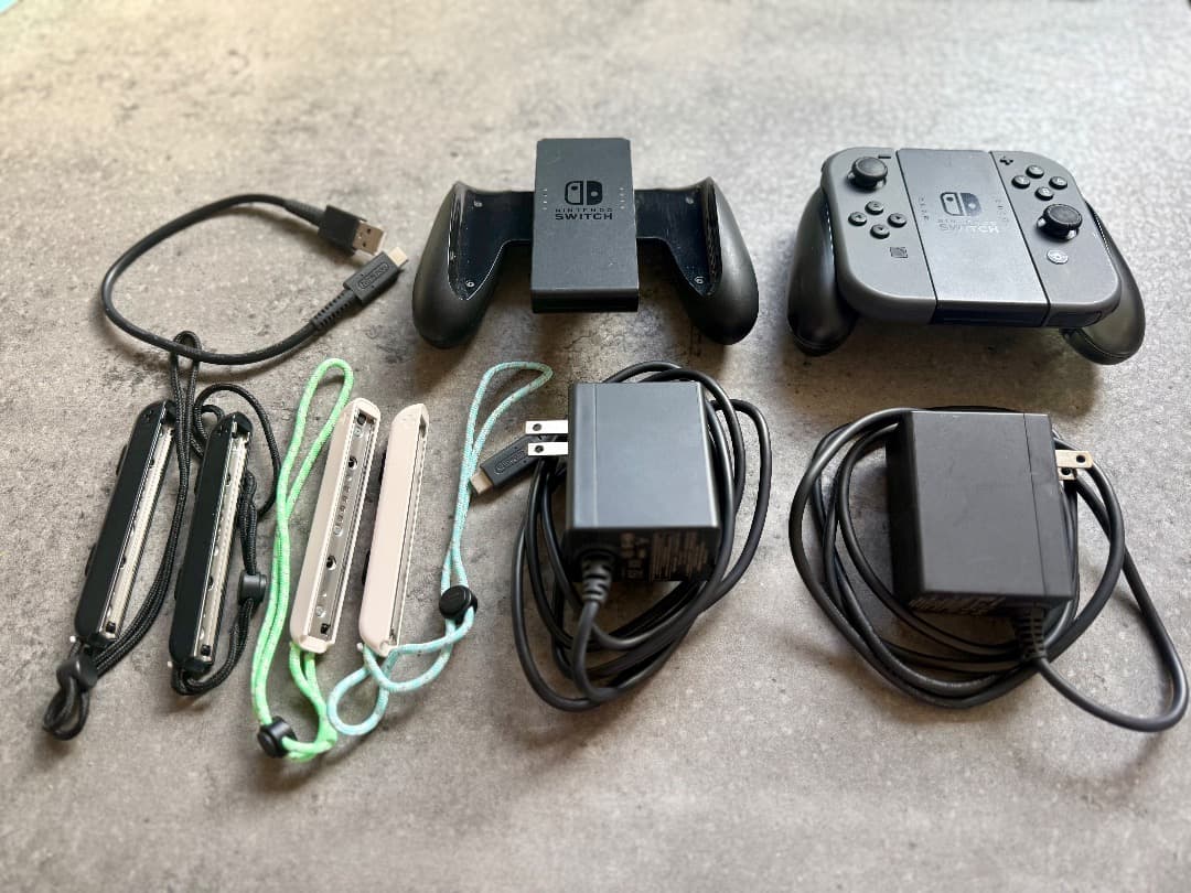 Nintendo Switch あつ森限定 本体＋JoyCon＋ドック＋ケース✨