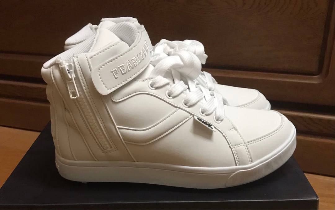 PEARLY GATES ホワイトミドルカットシューズ