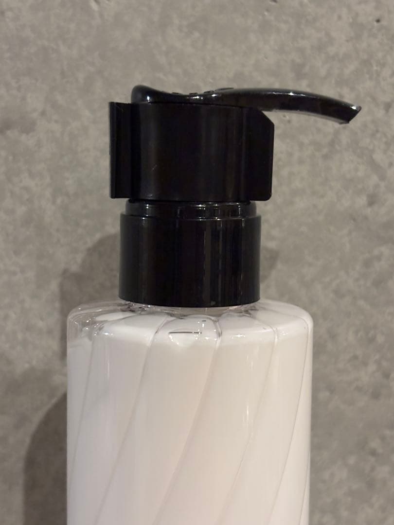 diptyque FLEUR DE PEAU ボディローション