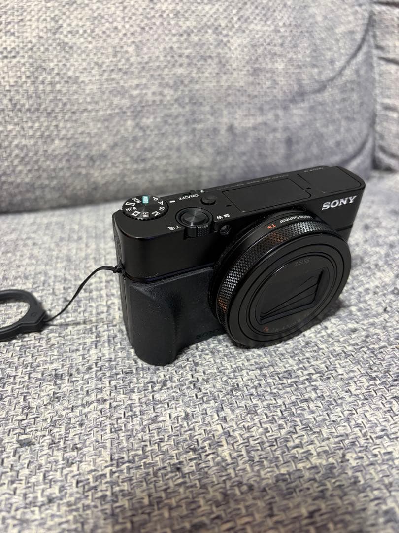 デジタルカメラ SONY RX100m7