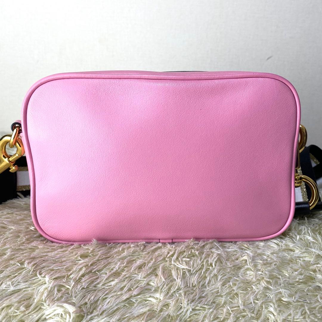 美品✨マークジェイコブス カメラバッグ ショルダー レザー エンボス 希少カラー