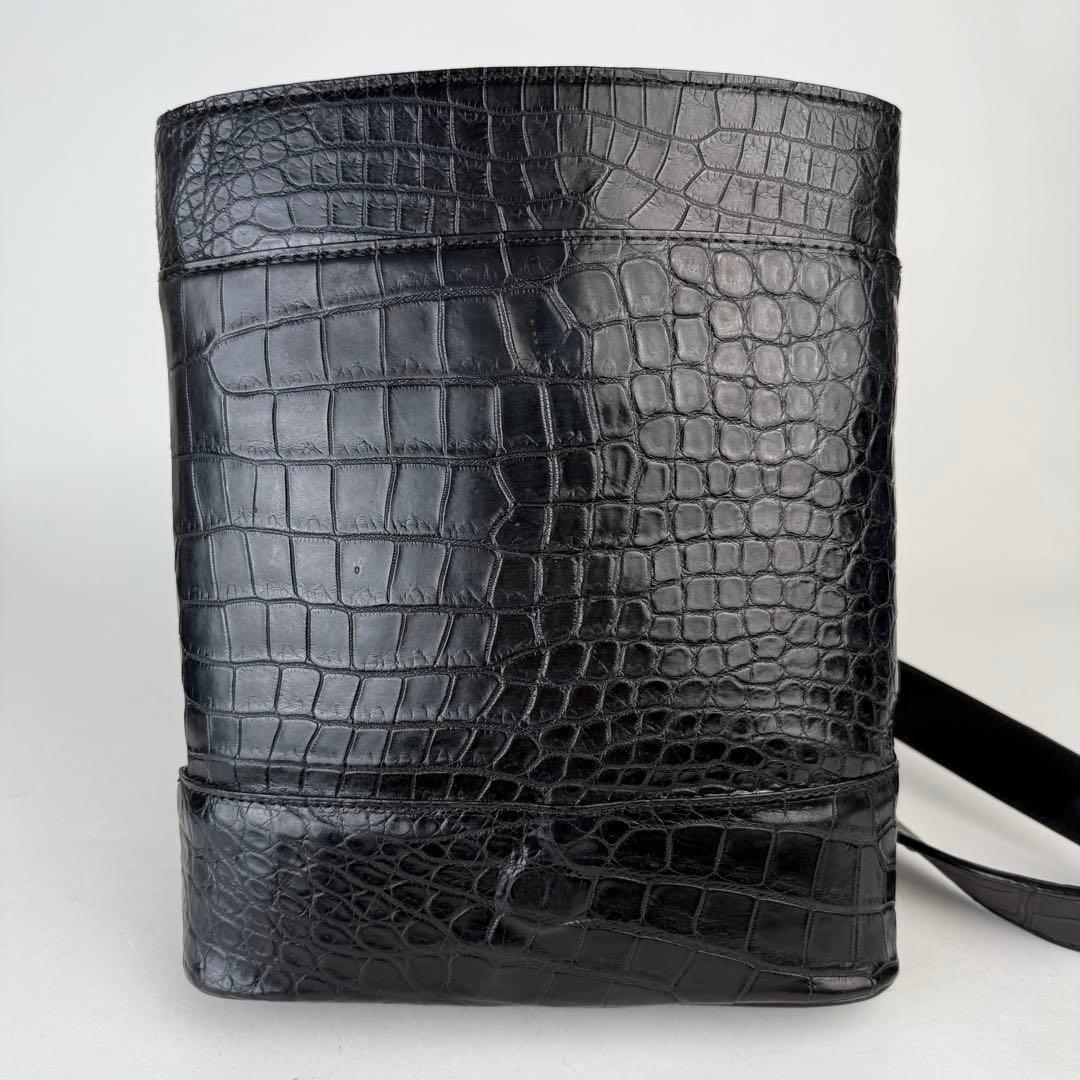 【未使用級】JRA認定 クロコダイル マット ショルダーバッグ 被せ ブラック