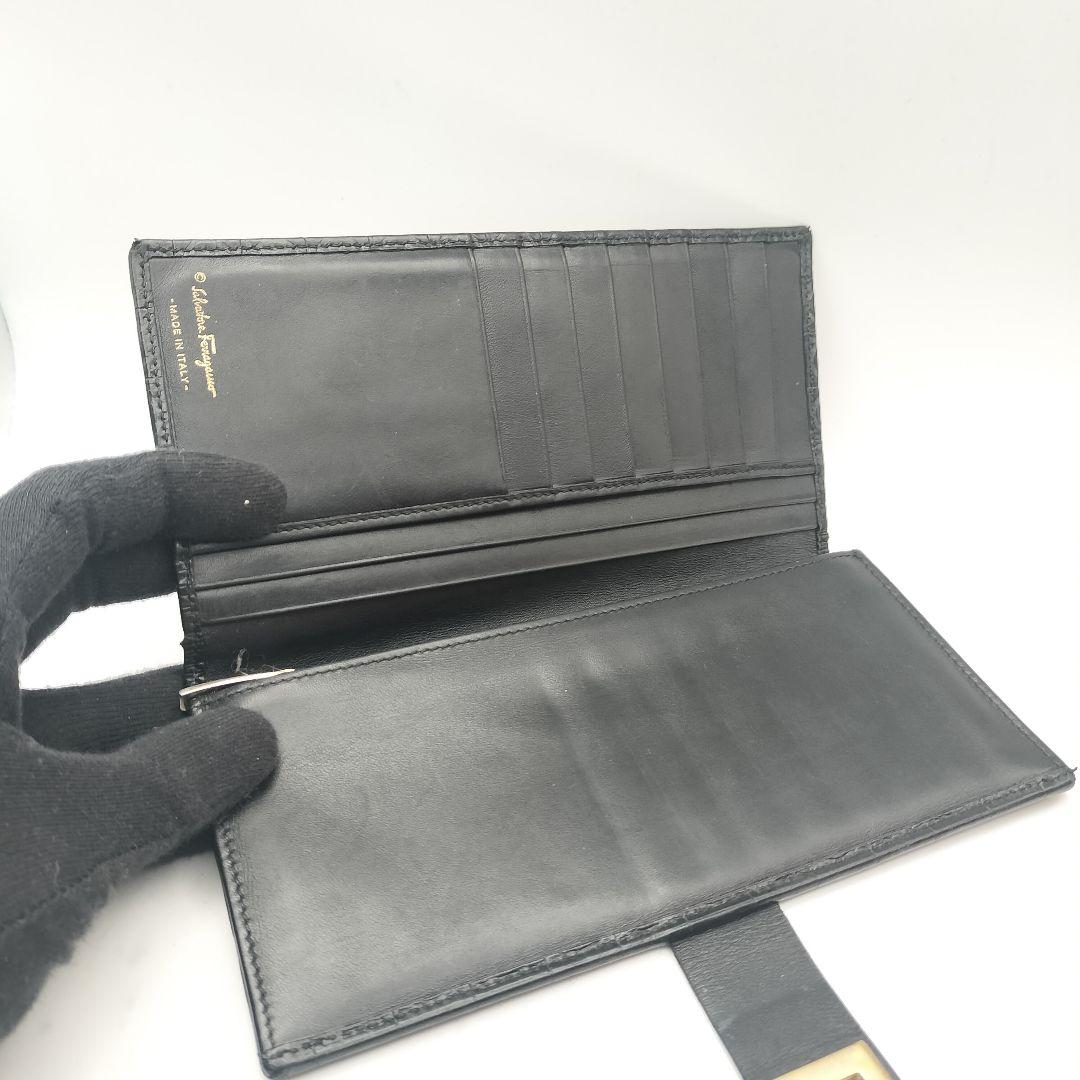 ◎サルヴァトーレフェラガモ　長財布　財布　ガンチーニ型押し　ブラック