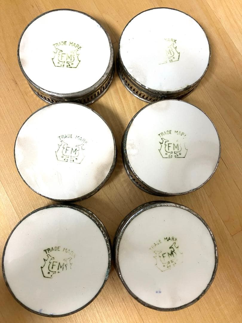 大正〜昭和初期　マジョリカタイル製ガラスコースター