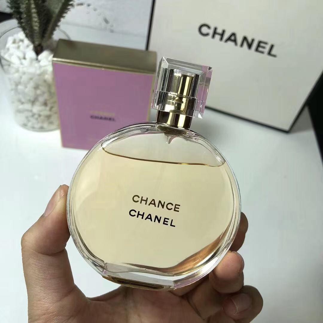 【美品】 CHANEL シャネル チャンス　オーヴィーヴ 100ml