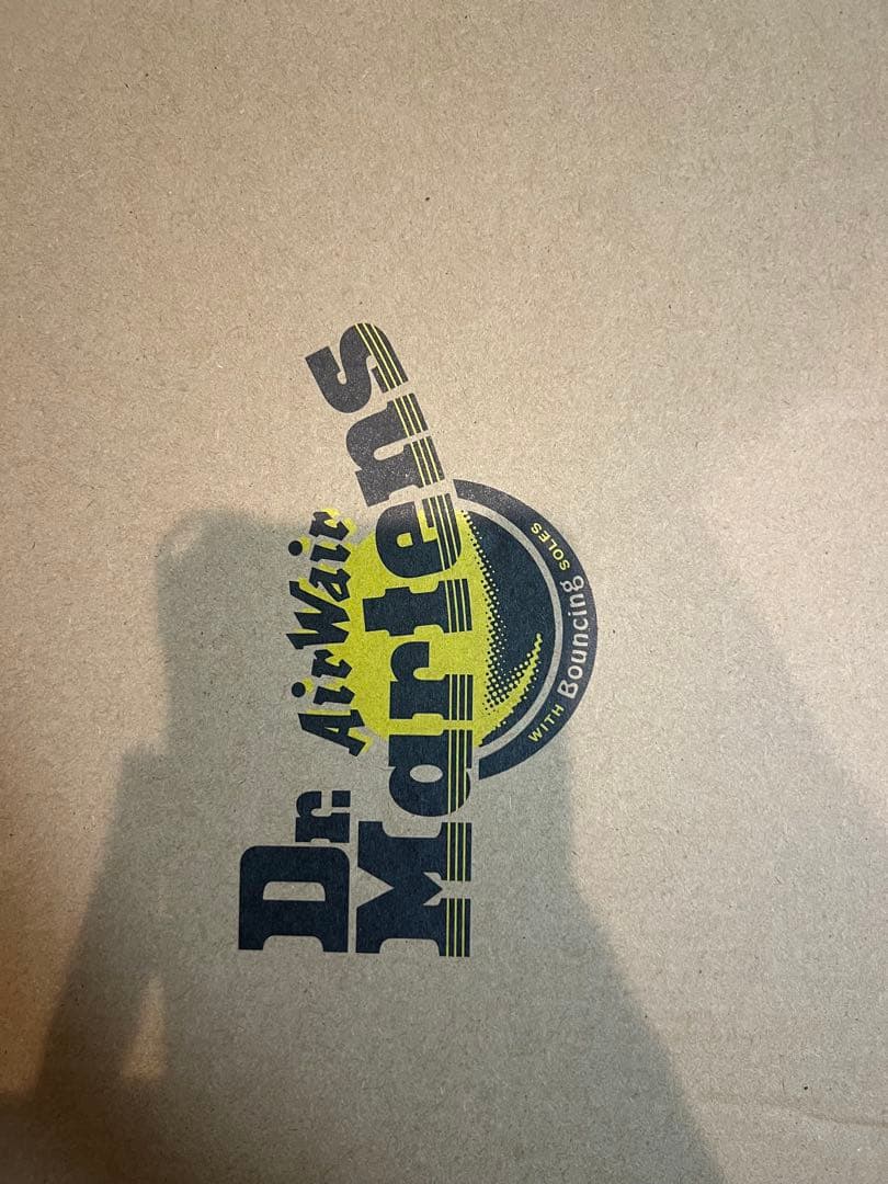 【新品未使用】Dr.Martens ピンク 8ホールブーツ