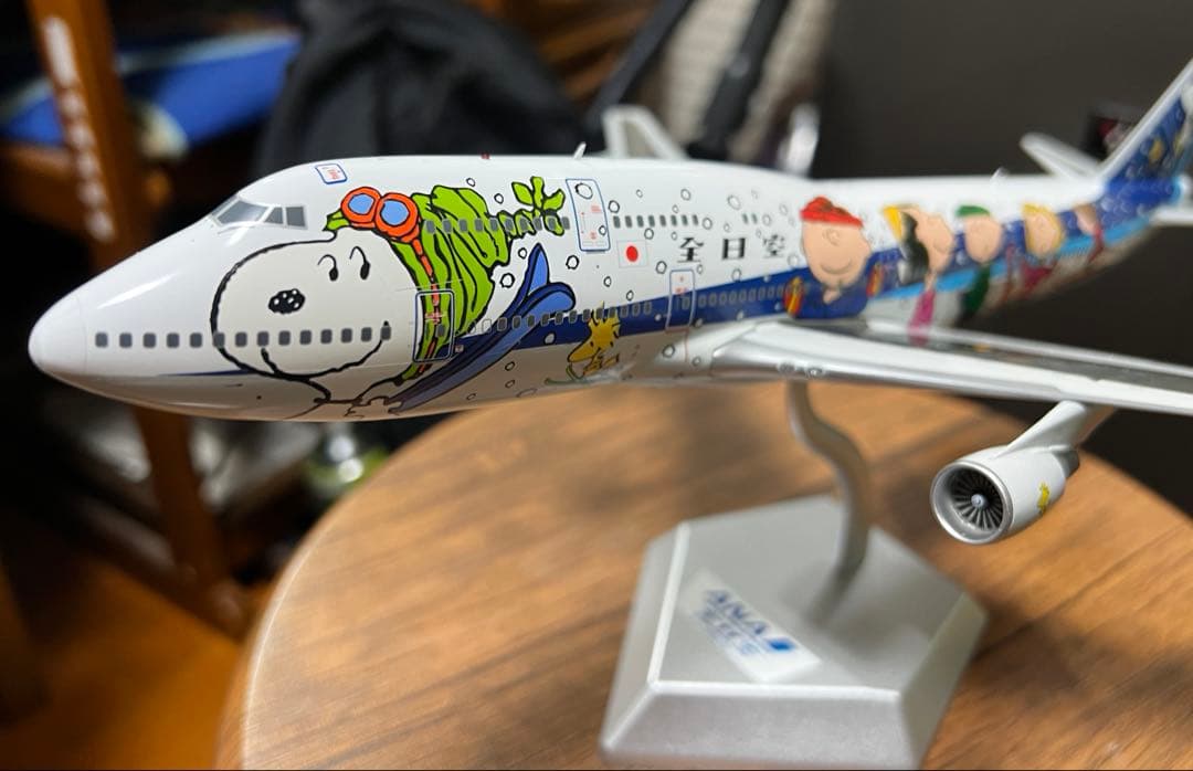 航空機・ヘリコプター SQ wings Boeing747-400 JA8965 1:200