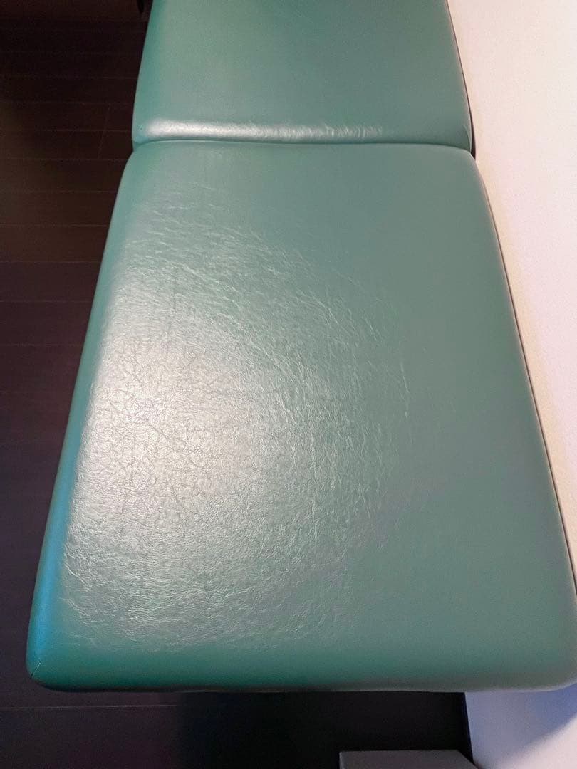 高田製 マッサージベッド 施術ベッド エステベッド メディグリーン