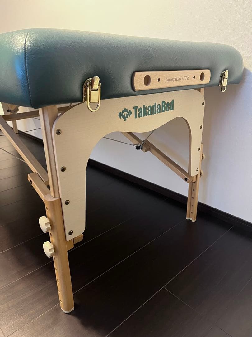 高田製 マッサージベッド 施術ベッド エステベッド メディグリーン
