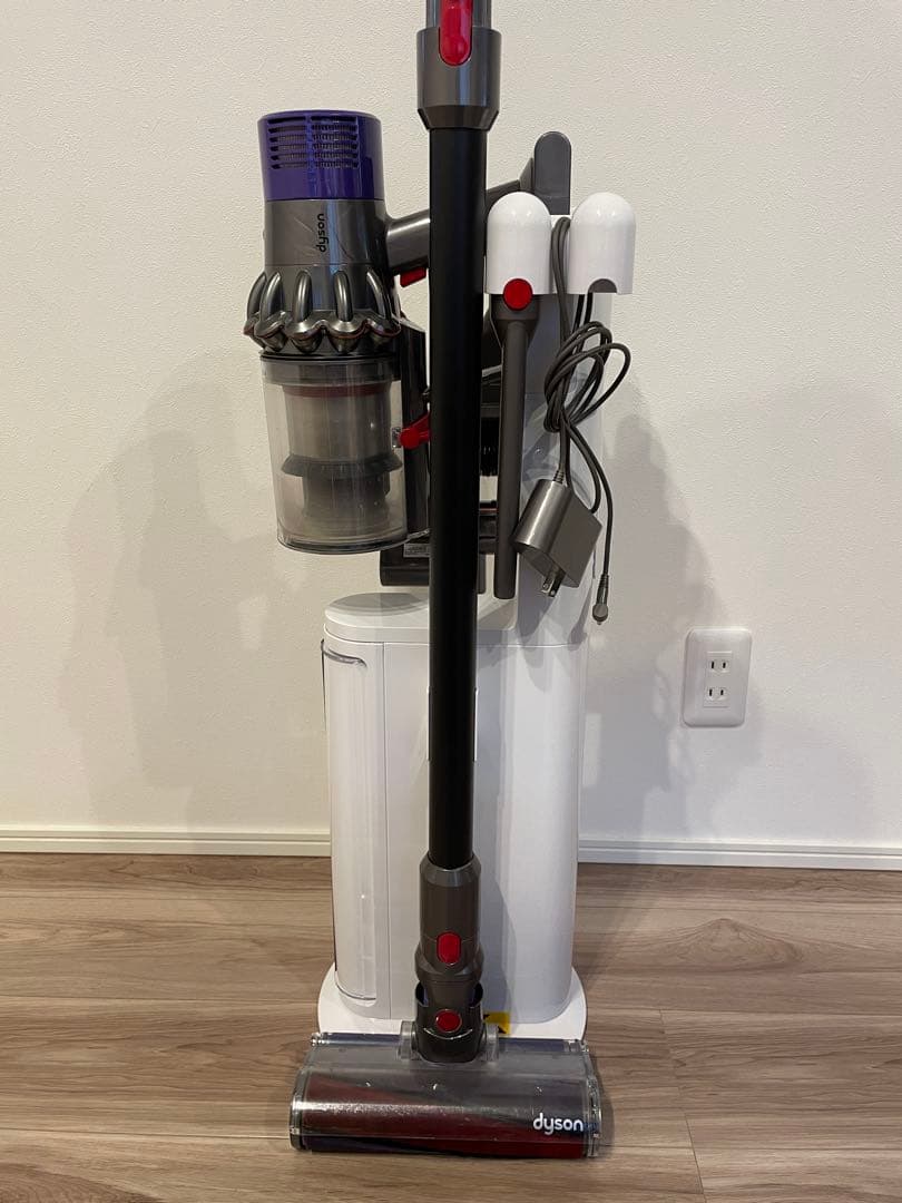 Dyson SV12 V10fluffy（バッテリートラブルあり）