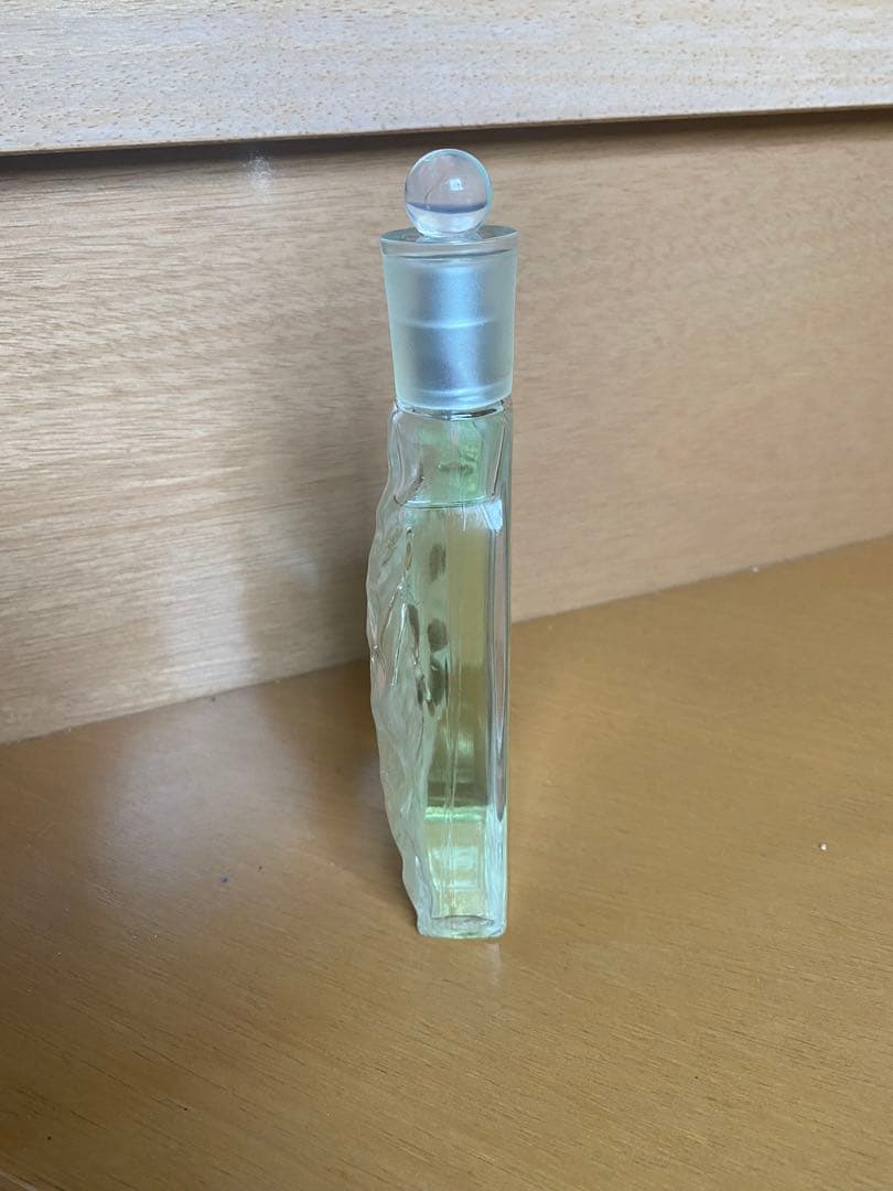 ROCHAS(ロシャス)　フルール ド オウ オードトワレ　100ml 箱無し