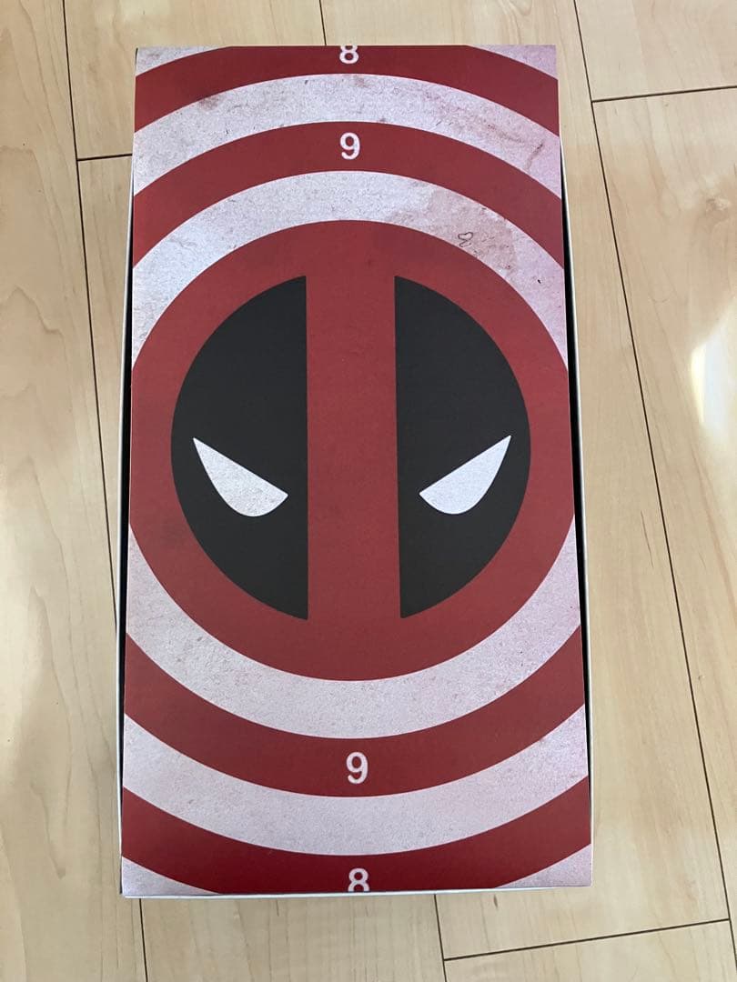 マーベル・コミック　サイドショウ・シックス・スケール　デッドプール　ホットトイズ