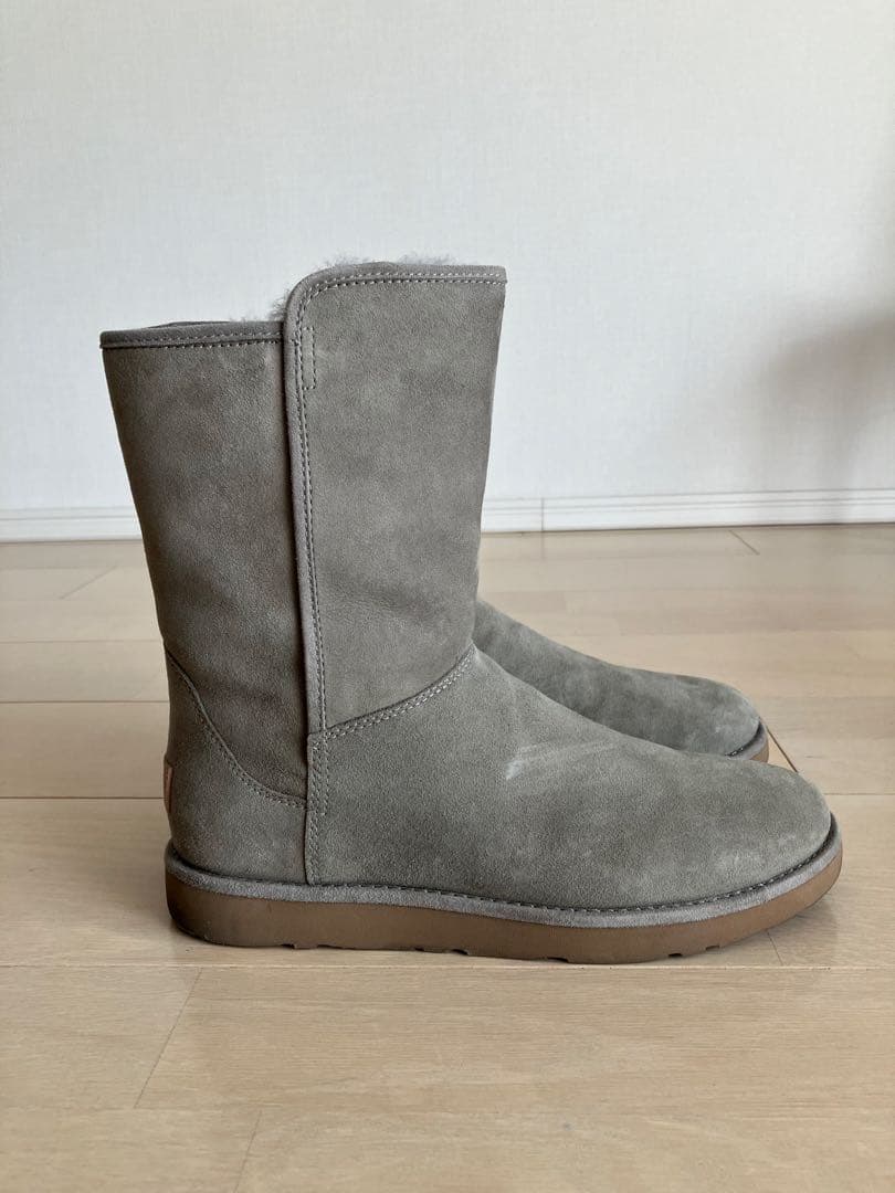 UGG モスグリーン　ブーツ　アブリー ショート II
