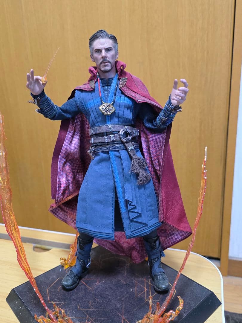 ホットトイズ　ドクター・ストレンジ フィギュア