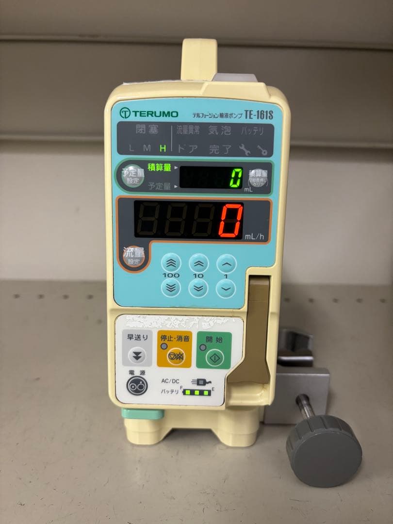 テルモ　輸液ポンプ TE161S