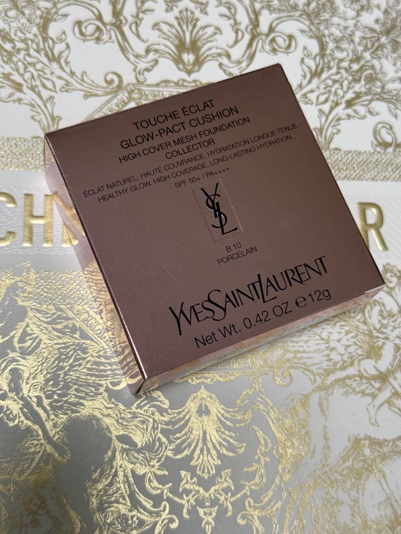 新品！イヴ・サンローラン！ラディアント タッチ グロウパクト コレクター　B10