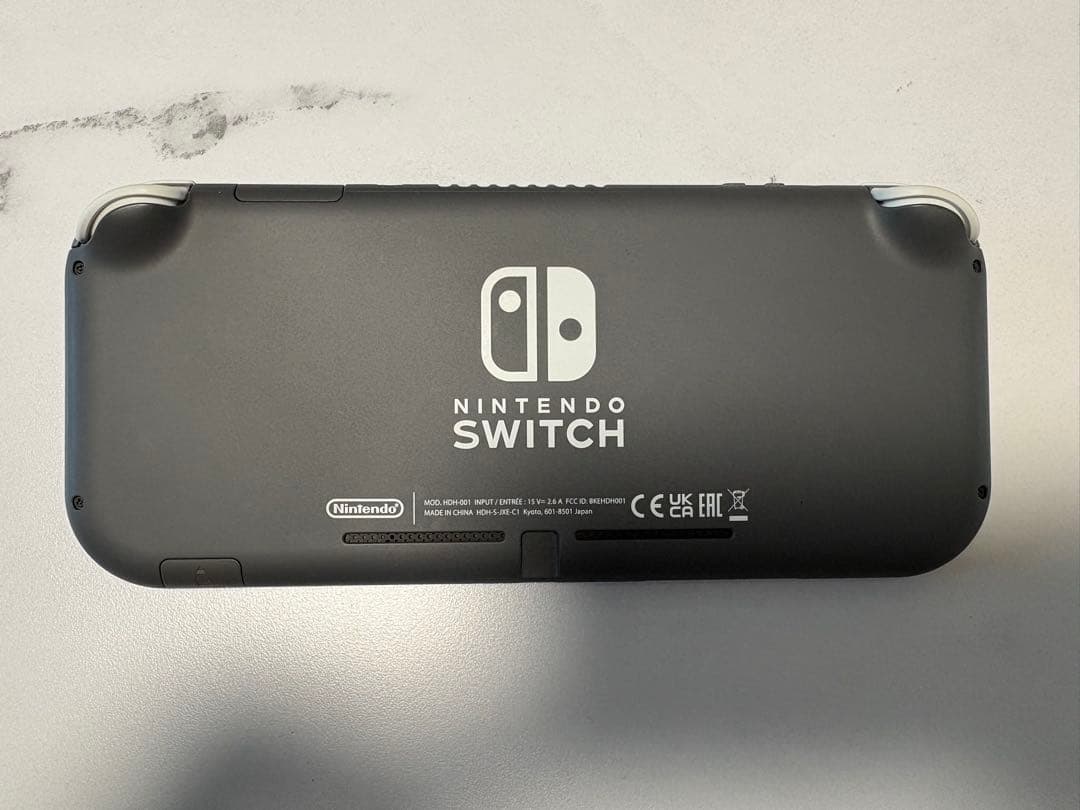 Nintendo Switch Light 本体 グレー