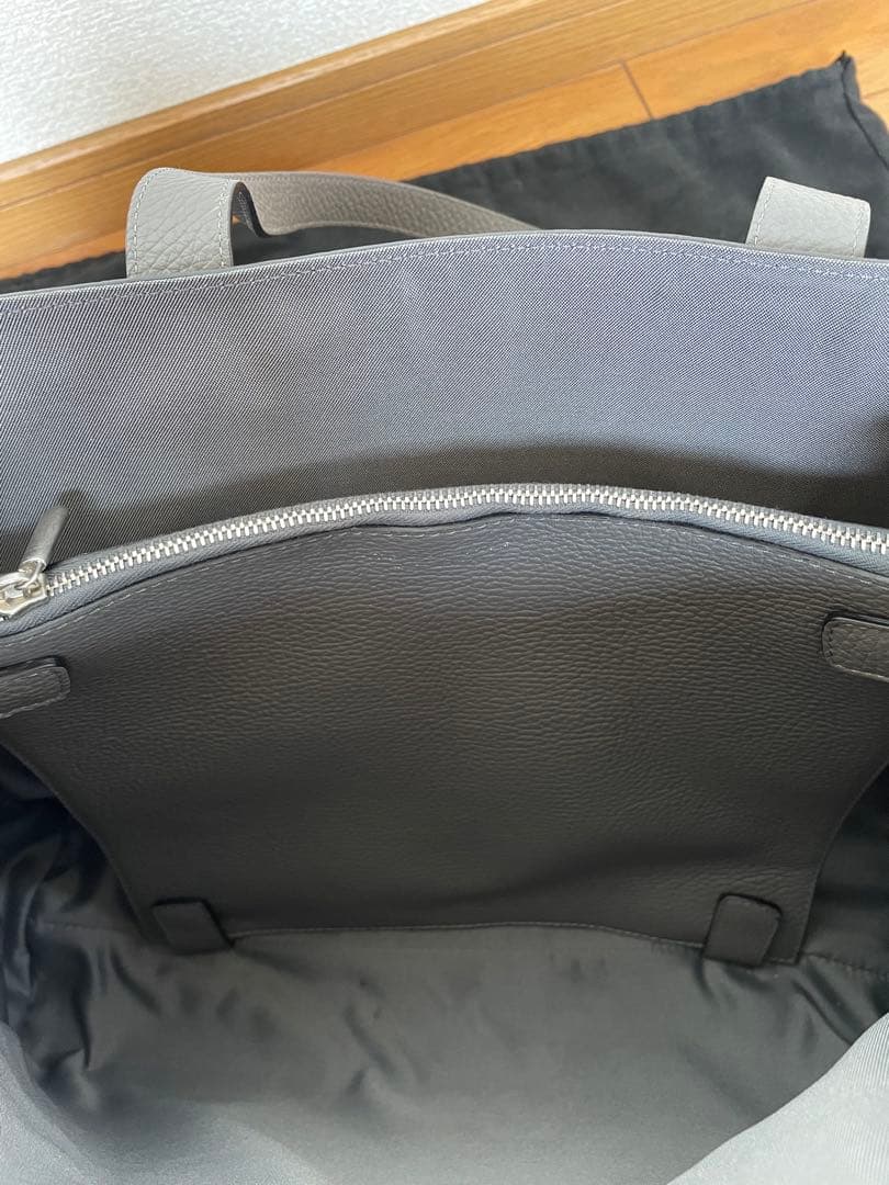 ATELIER LAVA 牛革トートバッグ