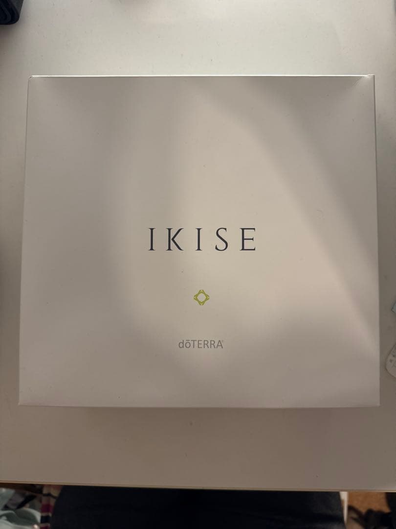 【新品未使用】Ikise スキンキット　クリア&ライト（オマケつき）