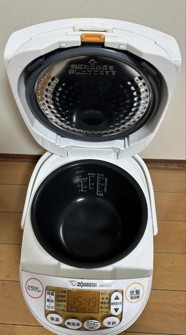 象印 IH炊飯ジャー NW-VD10 5.5合 ホワイト　2023年製