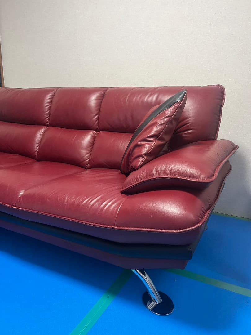 ニトリ３人掛けソファー　ロゾ 家具　ワインレッド　B04