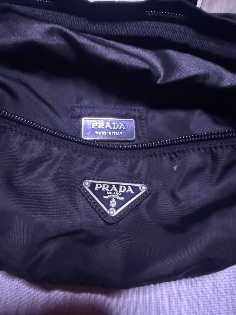 最終価格！PRADA ブラック ナイロン ウエストバッグ