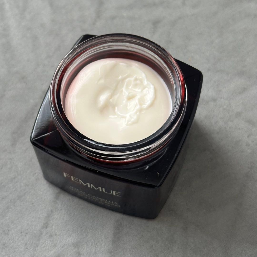ファミュ アイディアル シグネチャークリーム