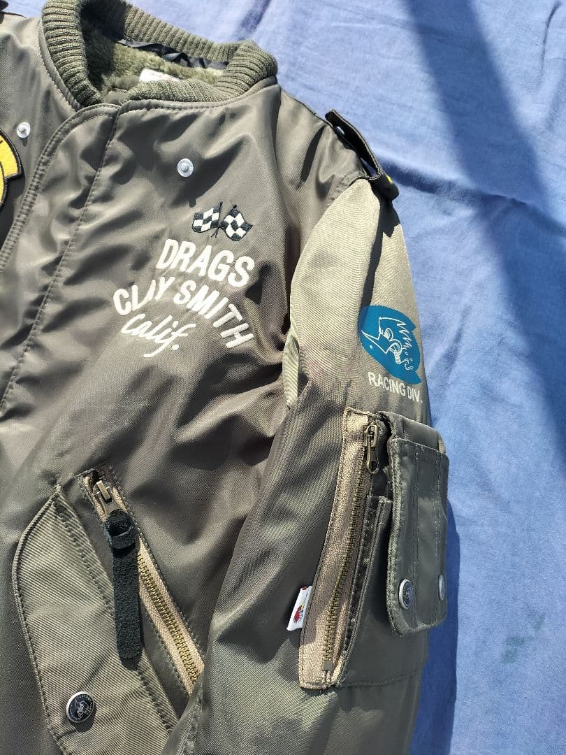 CLAY SMITH ウインタージャケットカーキ　Ｌサイズ　新品未使用