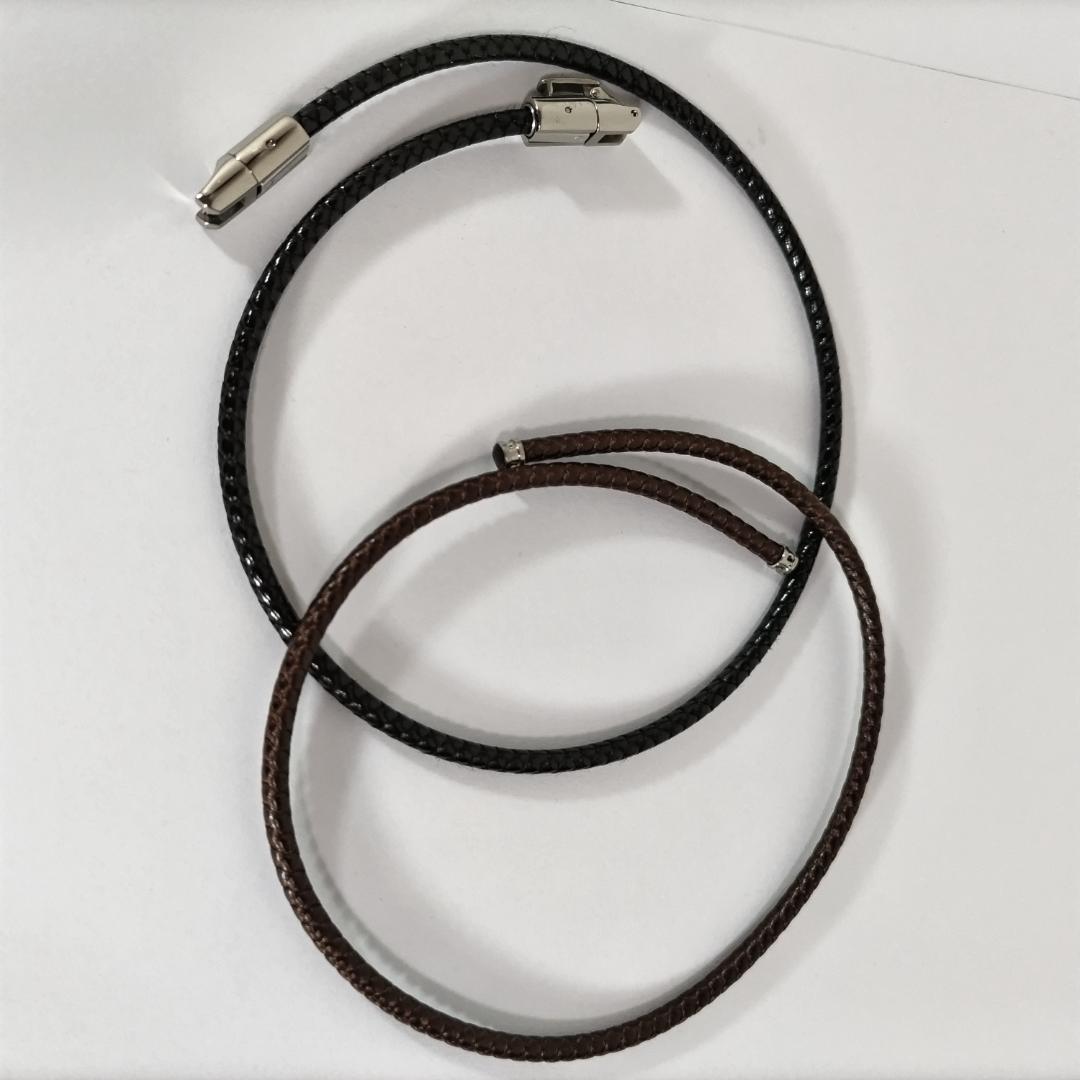 phitenファイテン RAKUWAブレスX100 レザータッチモデル Lサイズ