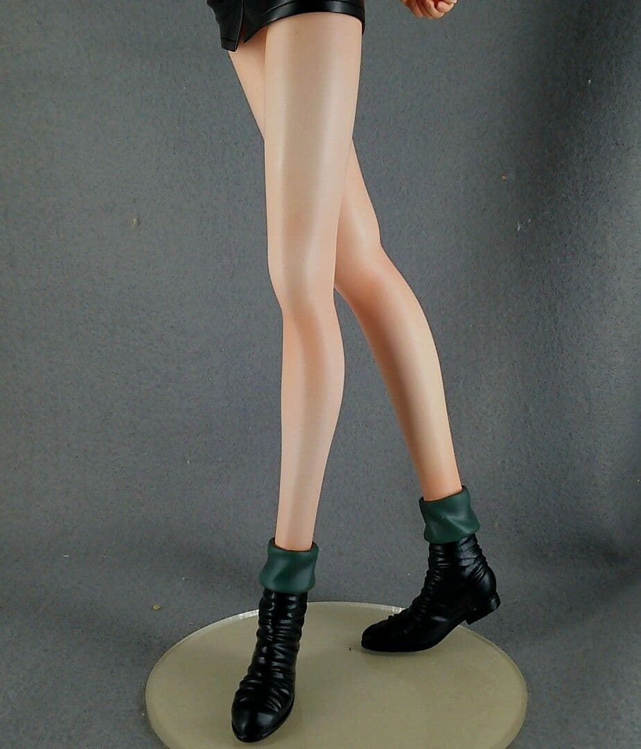 1/5 葛城ミサト 　ガレージキット塗装完成品　アミエ・グラン　原型：河合孝典