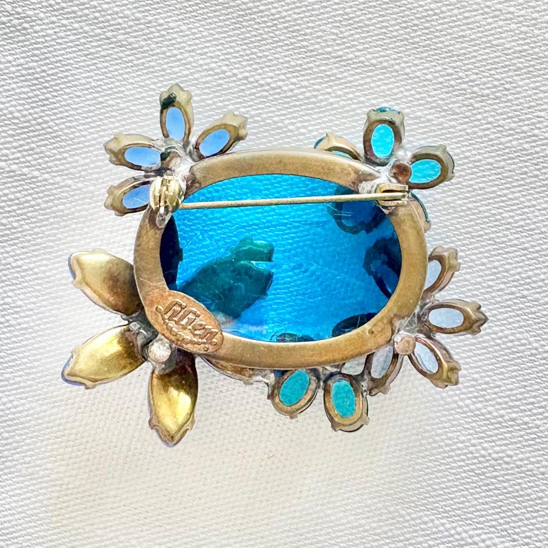 チェコガラス　ブローチ　ブルーフラワー