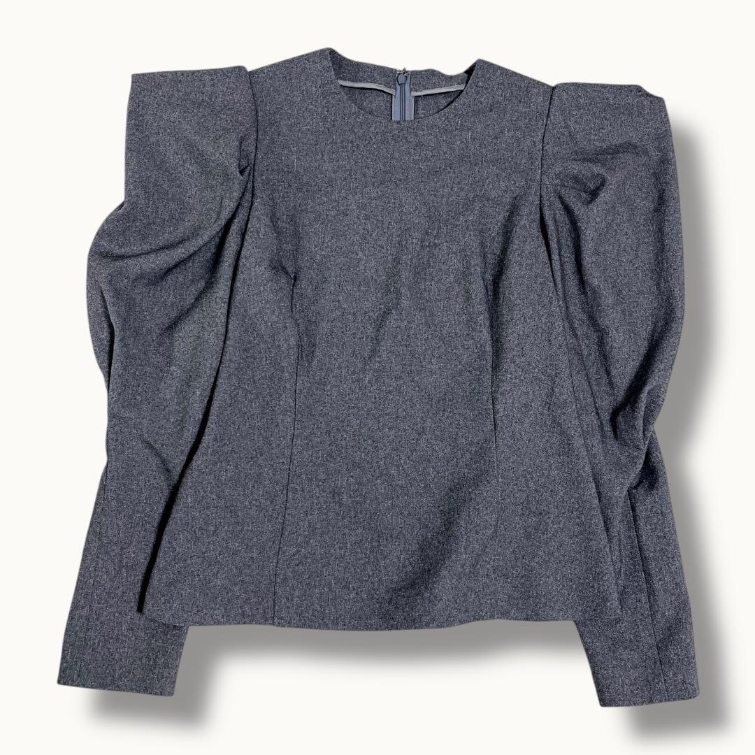 【専用】とんがりトップス　グレー　パフスリーブ　長袖 サイズ2