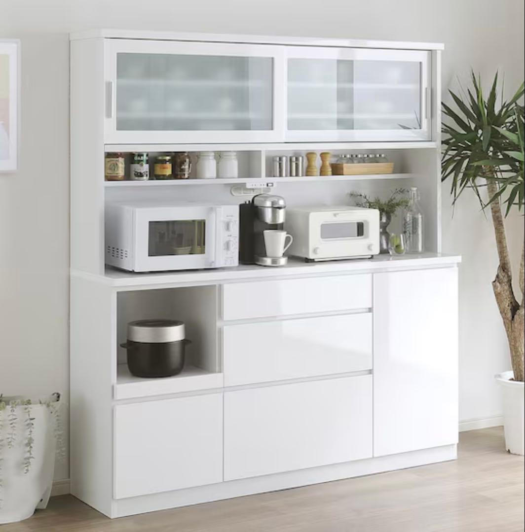 鏡面仕様のキッチンボード引戸タイプ(幅159.5㎝)ニトリ