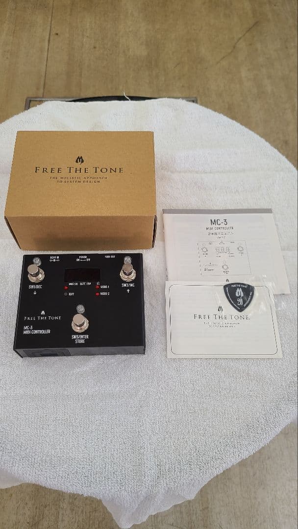 FREE THE TONE MC-3 MIDIコントローラー