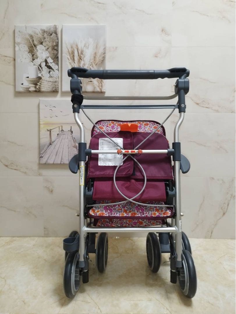 カゴノア　ピンクフラワー柄　幸和製作所　シルバーカー