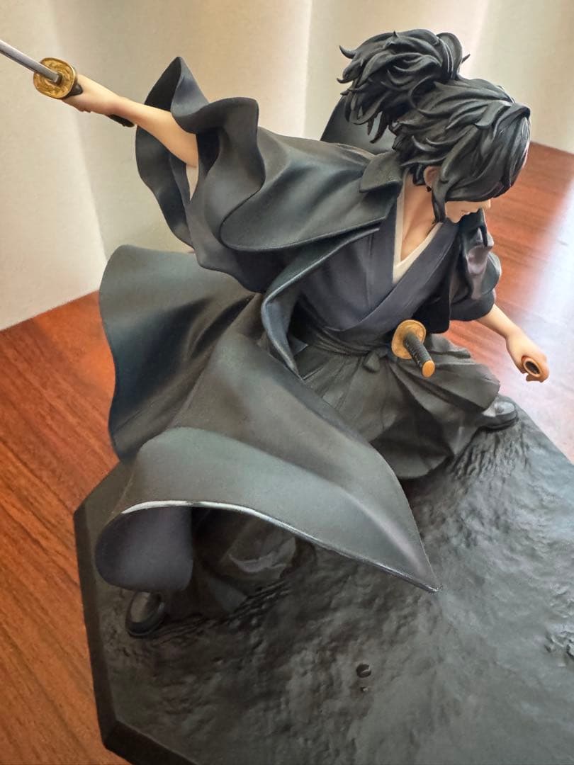 岡田以蔵　フィギュア