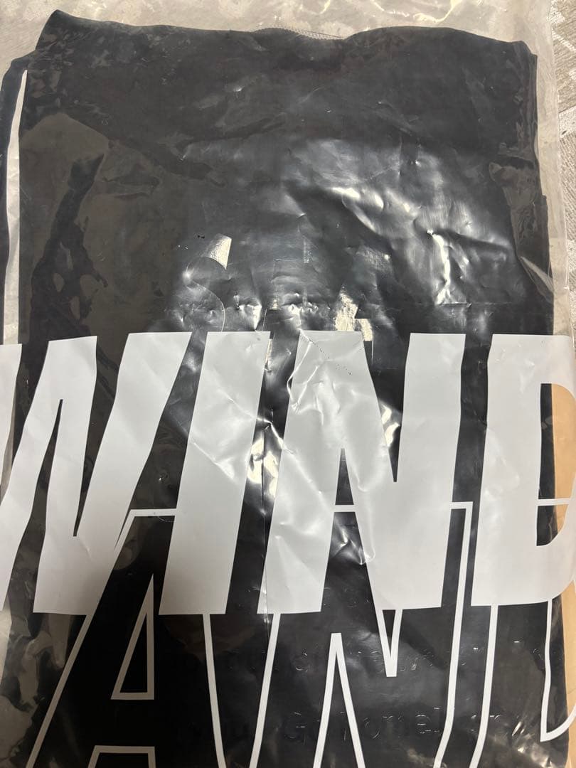 未使用　ナイロンジャケット フード付き WIND AND SEA