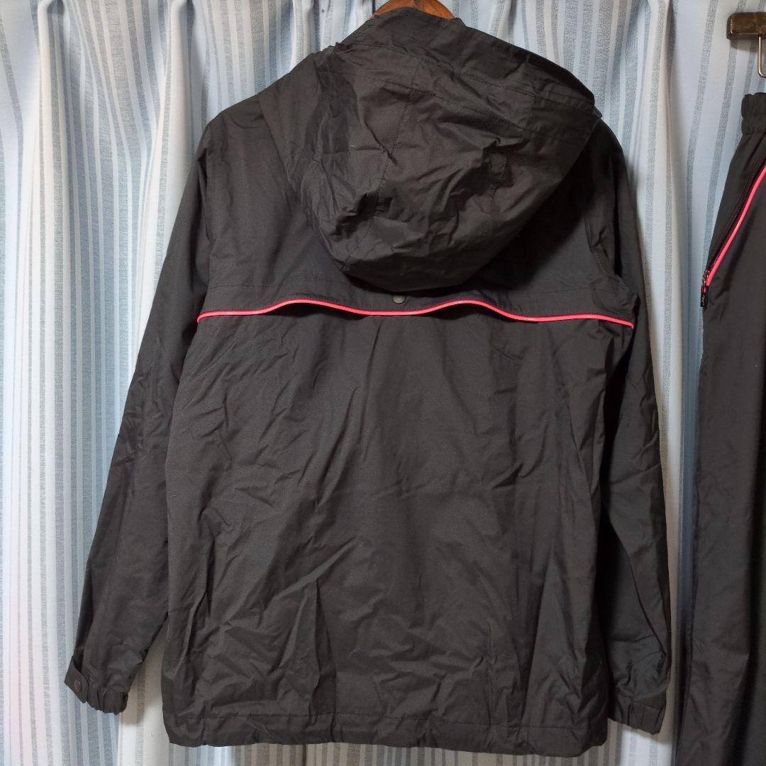 レオナールスポーツ　レインコート 上下　ブラック　M〜Ｌの方に