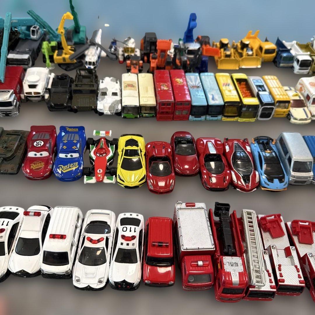 早い者勝ち　トミカ　まとめ売り　150台　レアあり　ロング多数　パトカー　カーズ