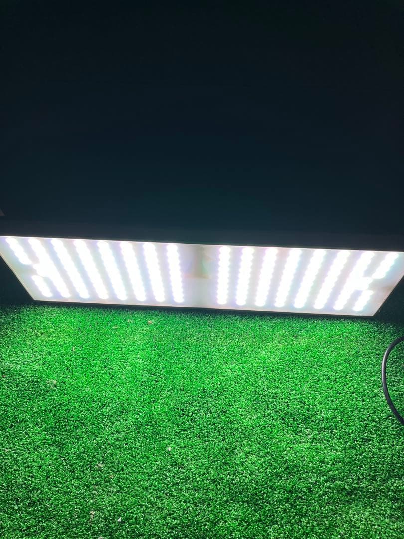 【本体のみ】チヒロ Chihiro VIVIDⅡ60~90cm水槽用LEDライト