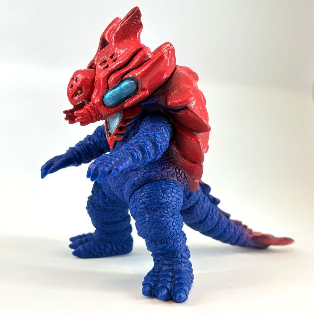 禍々アークベリアル シャゴン 無版権 ソフビ パチ 怪獣 ウルトラマン