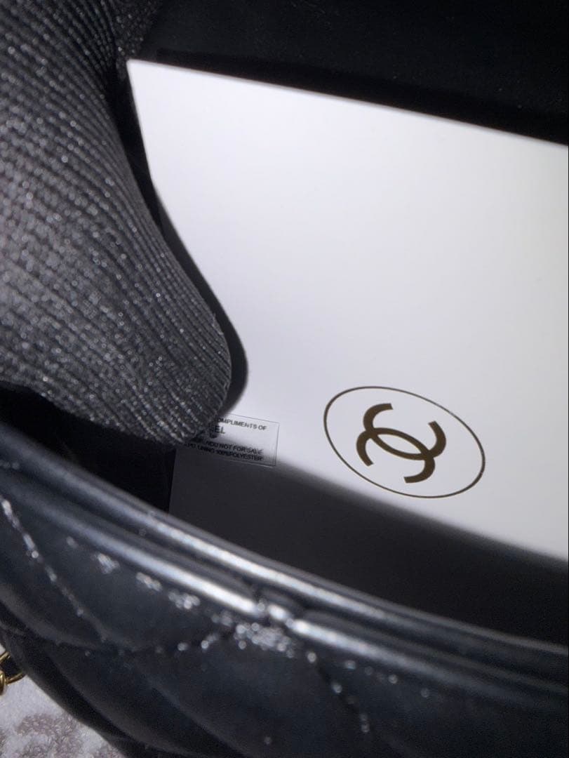 CHANEL MAKEUP ハンドルゴールドプレート　キルティング　バッグ