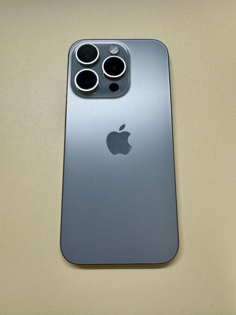 Apple iPhone 15 Pro 128GB ナチュラルチタニウム