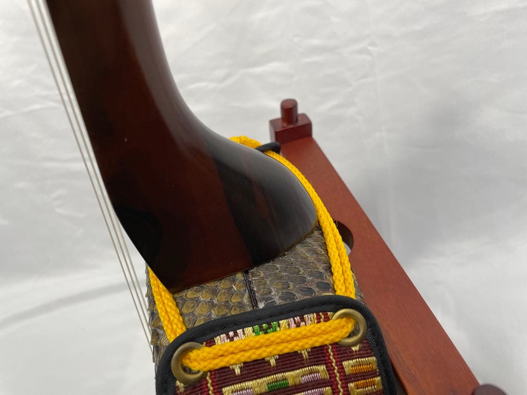 沖縄三線 宮古木工芸 本皮1枚張り 上等黒檀