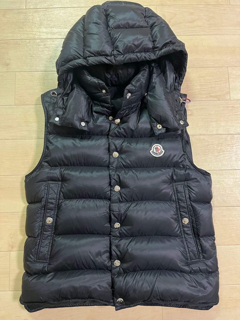 【美品】MONCLER BILLECART ダウンベスト サイズ2 黒