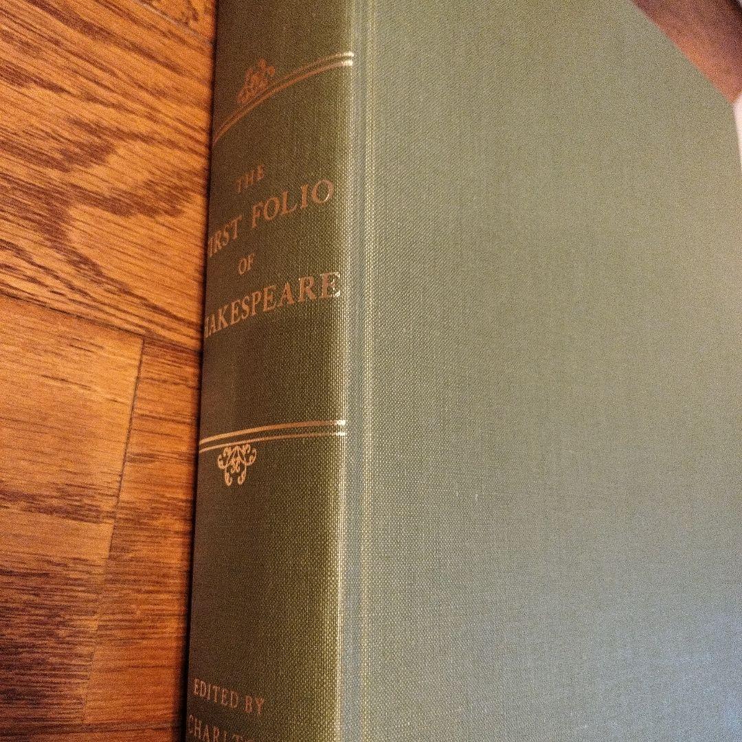 洋書 THE FIRST FOLIO OF SHAKESPEARE